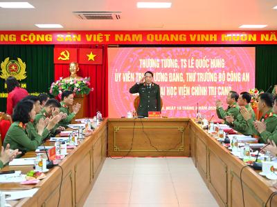 Thứ trưởng Lê Quốc Hùng đến thăm và làm việc với Học viện Chính trị Công an nhân dân